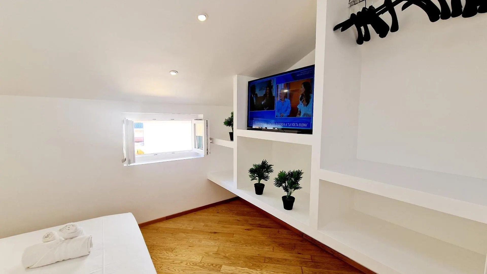 Homeholidaysanremo - Luxe & Glamour Apartment