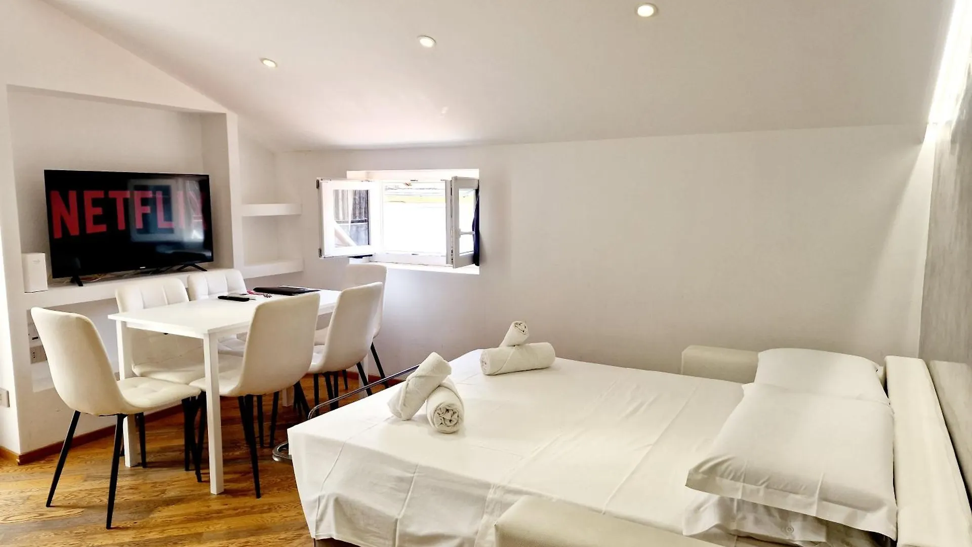 Homeholidaysanremo - Luxe & Glamour 0*, Sanremo
