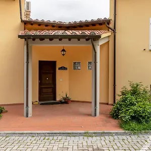 Oak House With Parking , Perugia Italia